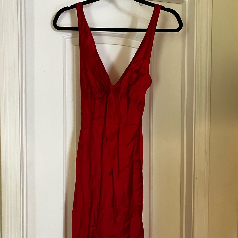 VS 100% silk gown